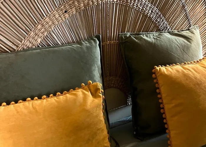 Cosy Housetypical Space In By Su E Luís Villa Porto