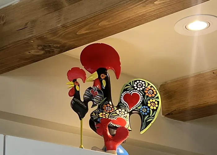 Cosy Housetypical Space In By Su E Luis 别墅