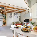 Vila Cosy Housetypical Space In By Su E Luis Porto