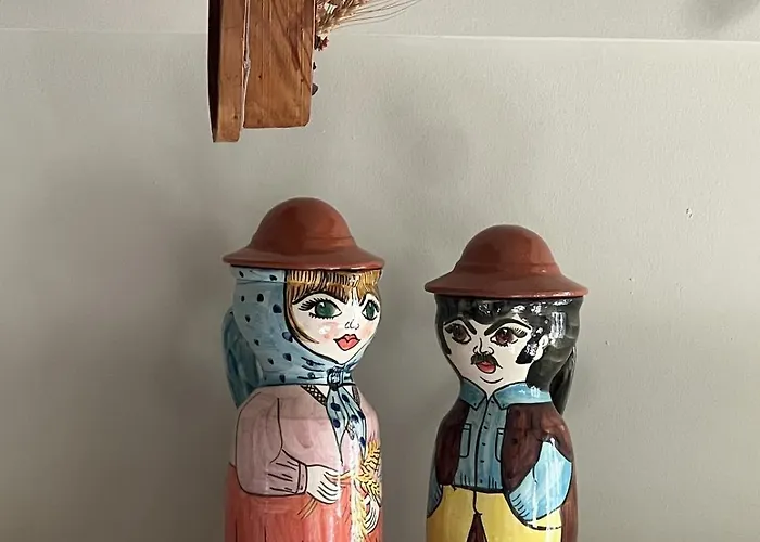 Villa Cosy Housetypical Space In By Su E Luis