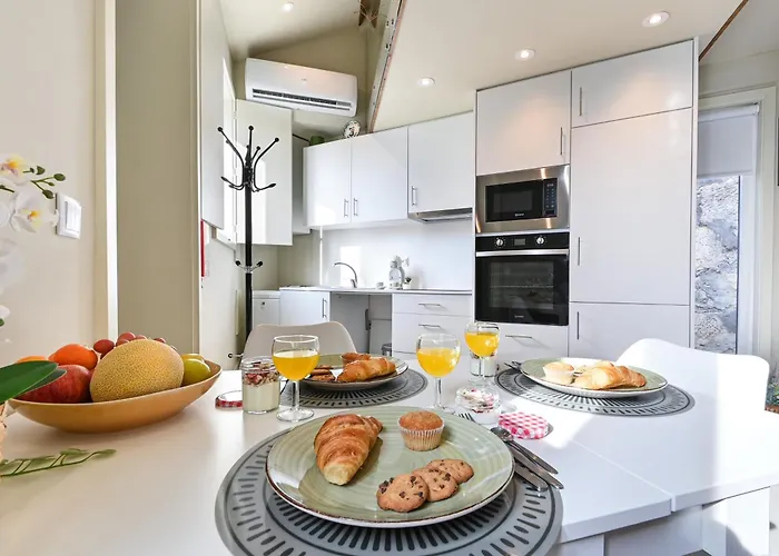 Cosy Housetypical Space In By Su E Luis * Oporto