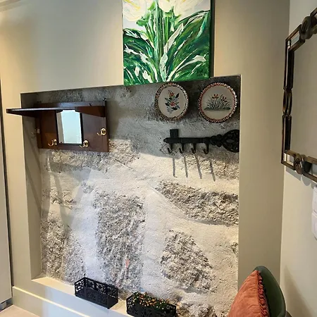 Cosy Housetypical Space In By Su E Luis ヴィラ