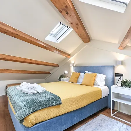 Cosy Housetypical Space In By Su E Luis ヴィラ ポルト